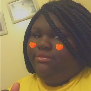 Meet your Posher, Akalia